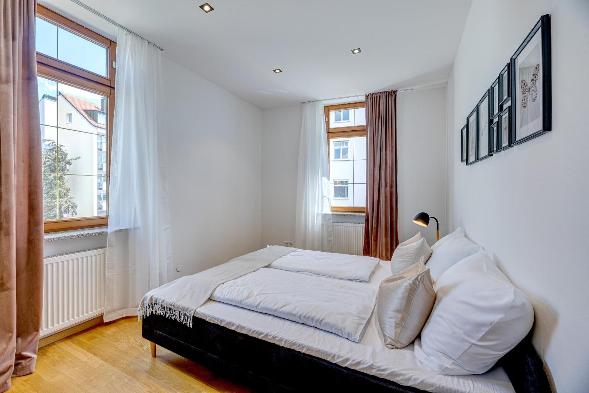 Kaza Guesthouse, Centrally Located 2 & 3 Bedroom Apartments In Augsburg Exterior foto