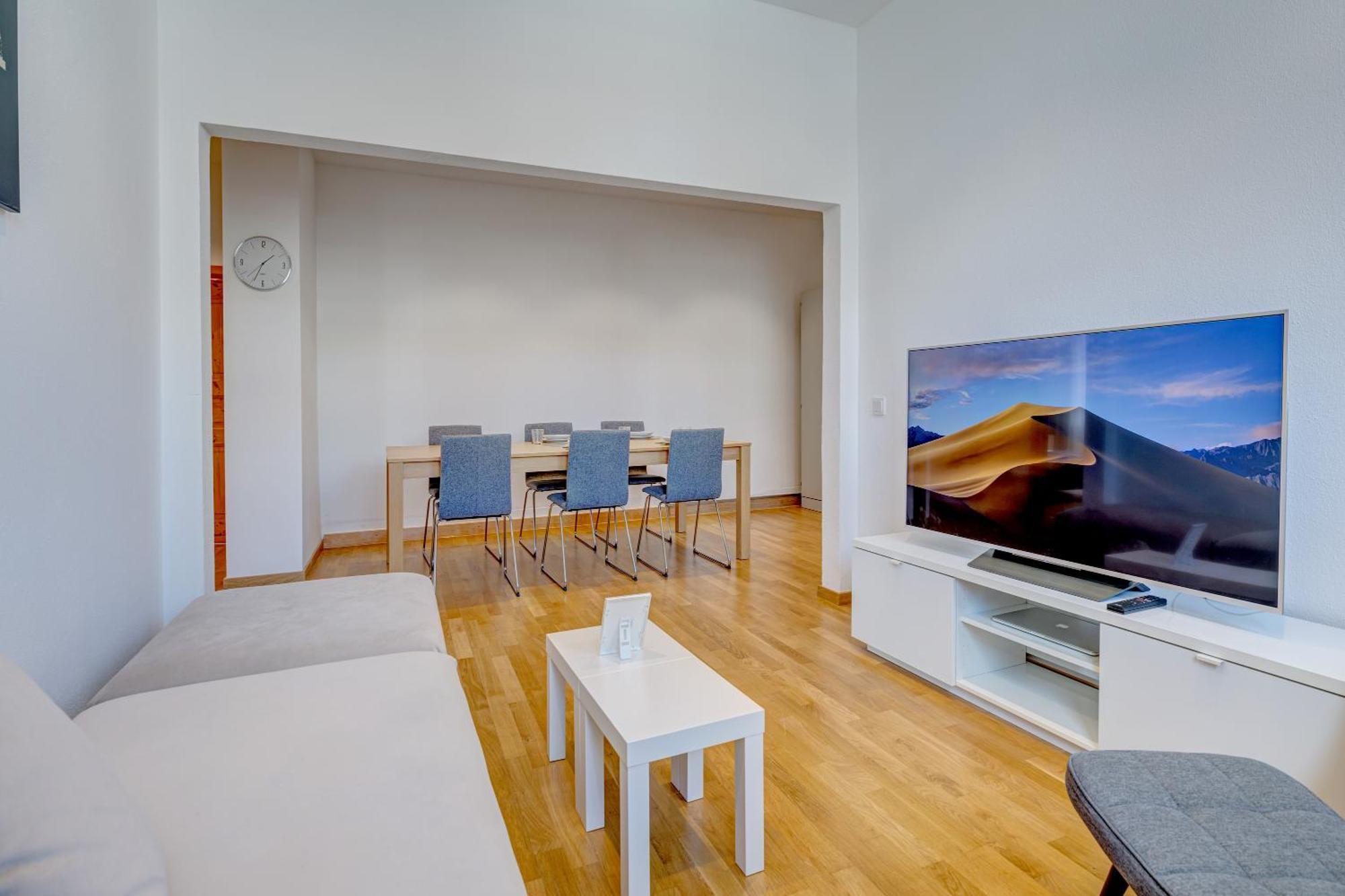 Kaza Guesthouse, Centrally Located 2 & 3 Bedroom Apartments In Augsburg Exterior foto