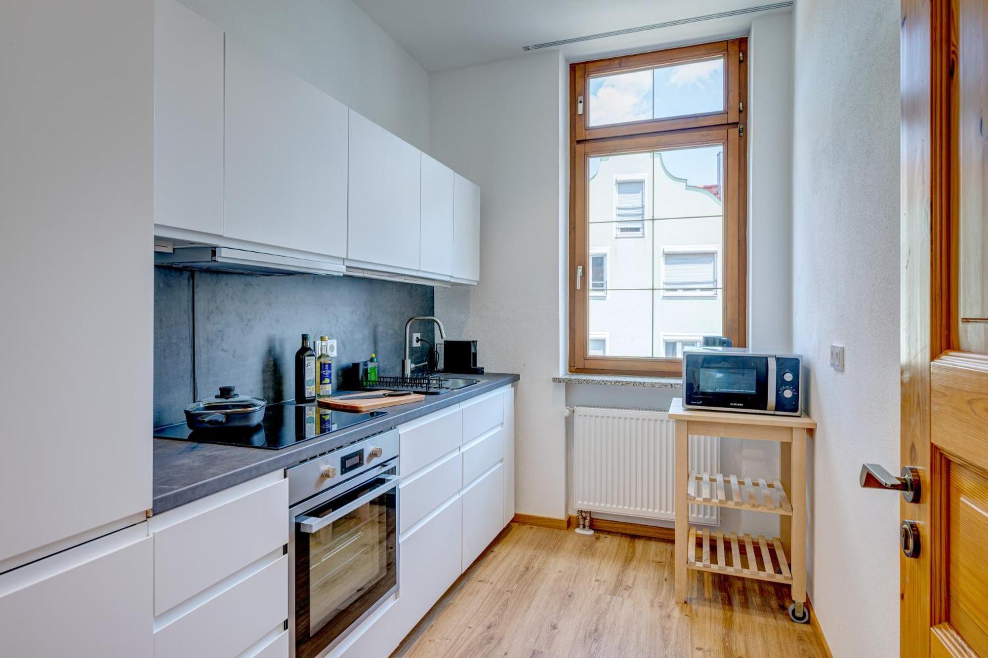 Kaza Guesthouse, Centrally Located 2 & 3 Bedroom Apartments In Augsburg Exterior foto